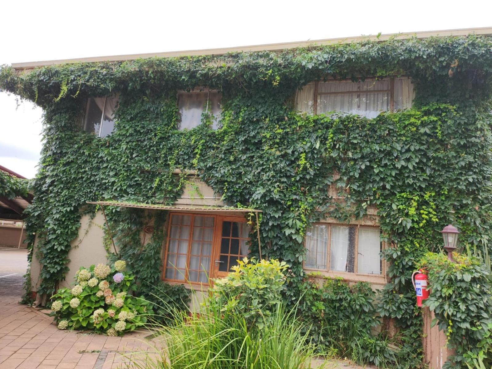 Rusplek Guesthouse And Conference Centre Bloemfontein Exterior photo