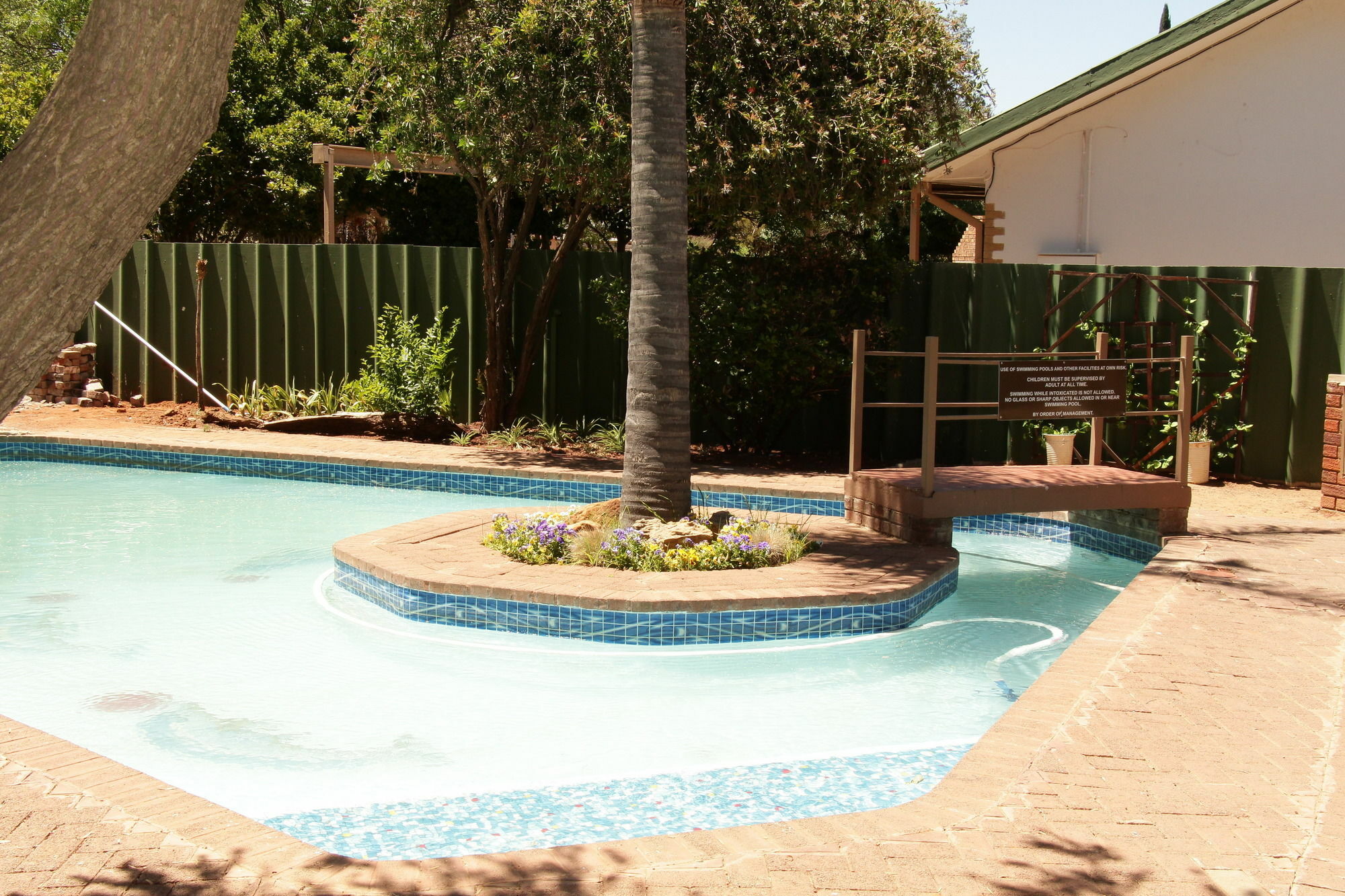 Rusplek Guesthouse And Conference Centre Bloemfontein Exterior photo